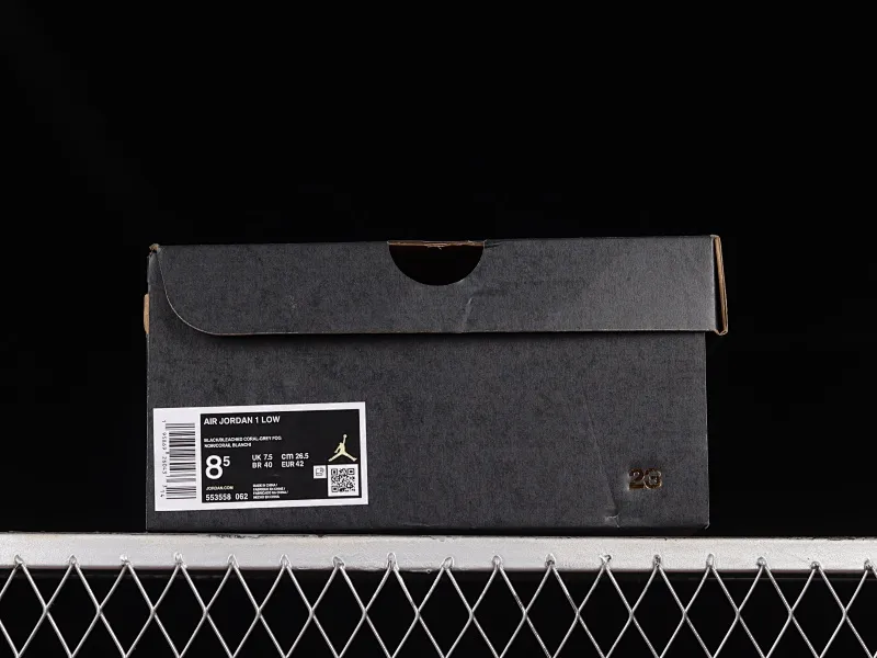 All categories Air Jordan Jordan series basketball shoes Air Jordan 1 Low Z version Air Jordan 1 Low AJ1 Joe 1 customized version Vibe flavor deconstruction Sports culture basketball shoes 553558-062